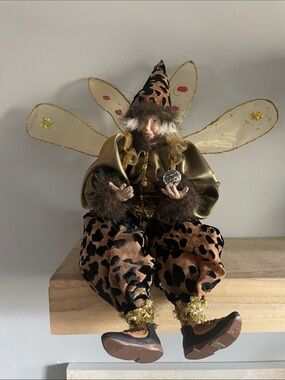 HTF Winward Fairy leopard print shelf sitter figurine. Gold and Brown Leopard